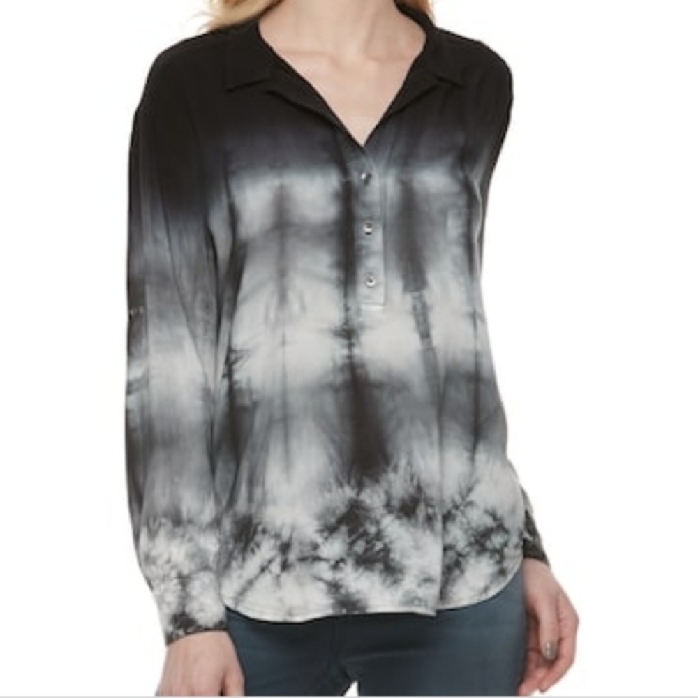 ROCK & REPUBLIC TIE-DYE SHIRT